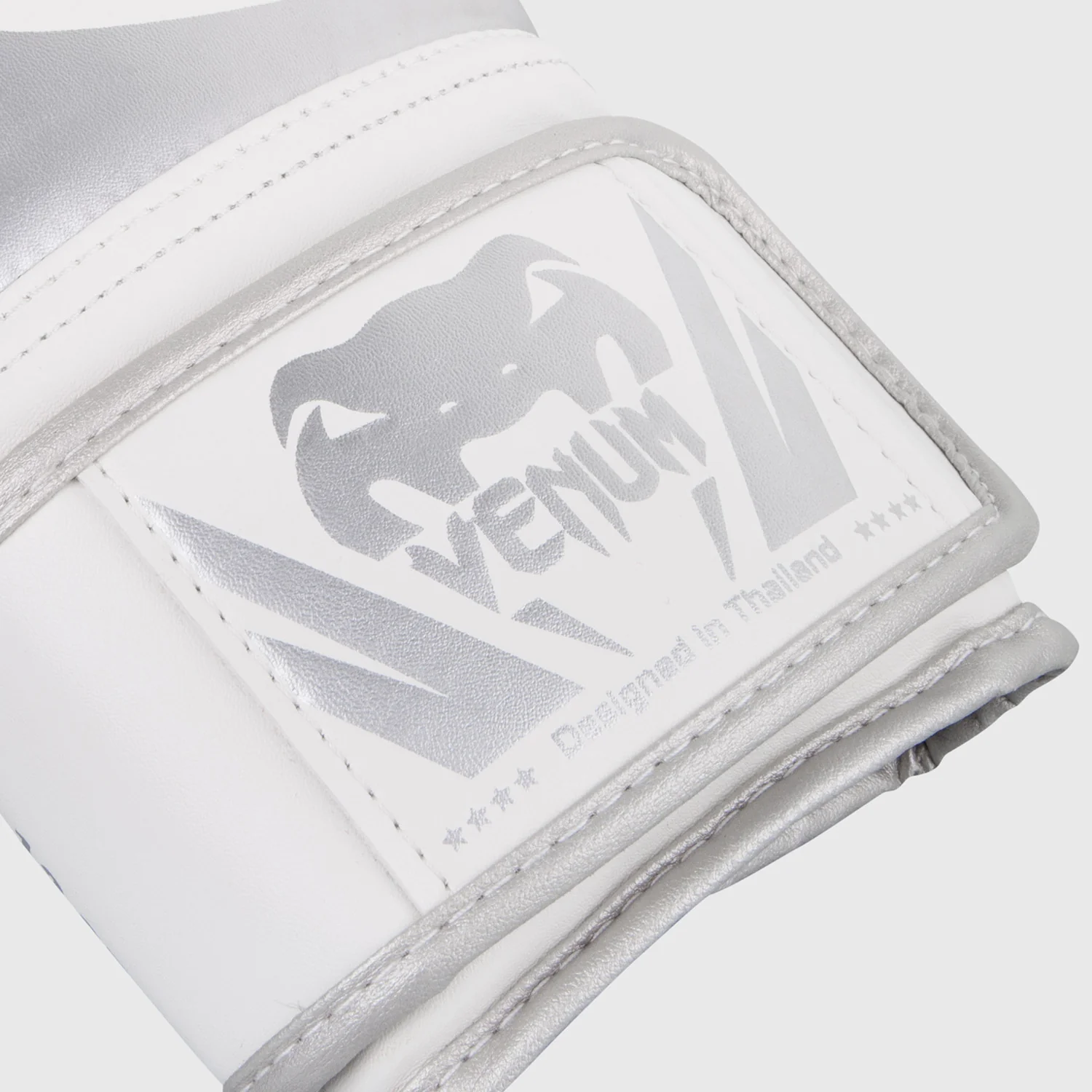 Venum Challenger 2.0 Boxing Gloves - White/Silver - Image 4