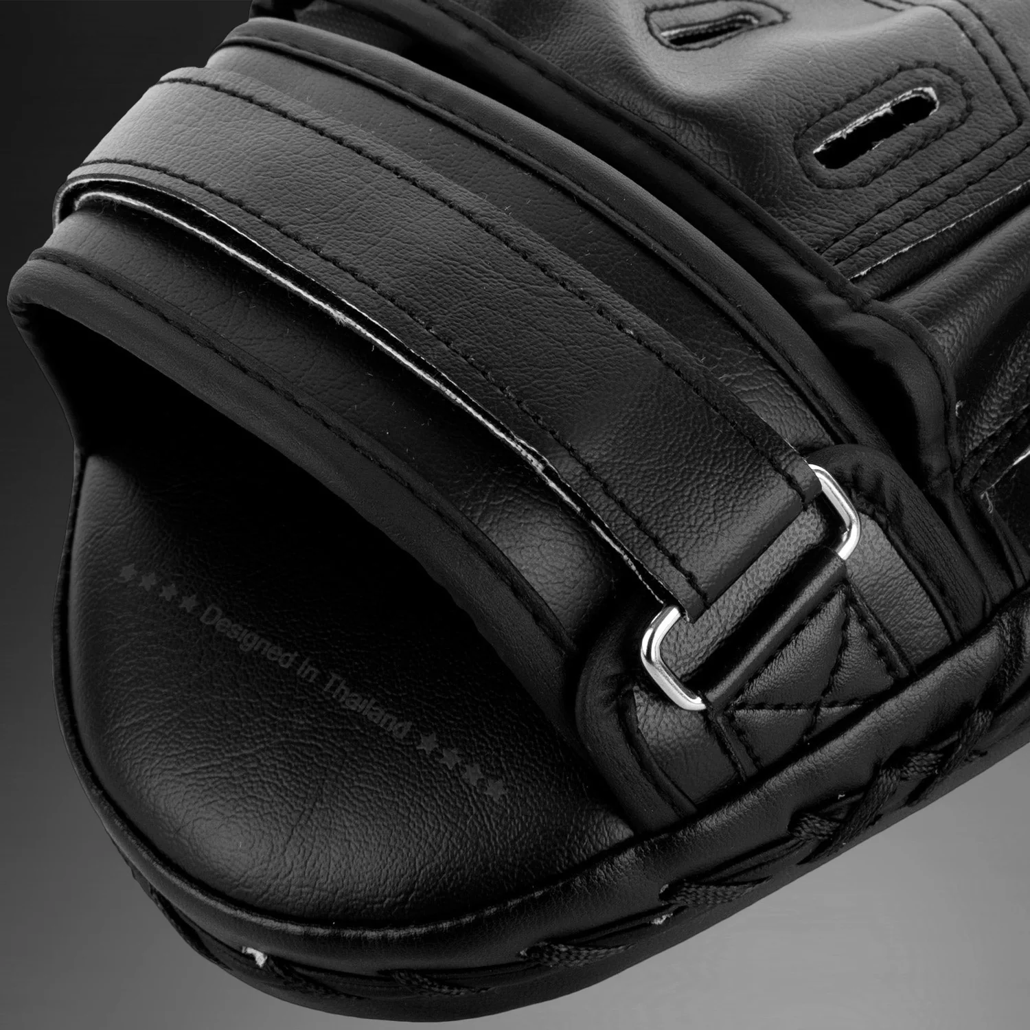 Venum Light Focus Mitts - Black/Black (Pair) - Image 4